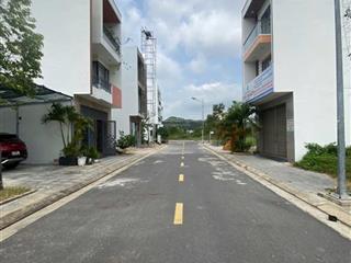 Bán đất 100m2, ngang 5m, kđt nam vĩnh hải, giá 2.95 tỷ , lô sạch đẹp, hướng chính nam .