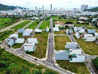 Cần bán vài lô đất khu đô thị nam vĩnh hải  bắc nha trang , giá từ 28 tr/m2 . cách biển 1.5 km.