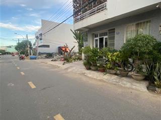 Bán nhà (150m2, ngang 7,5 m) mặt tiền đường bùi huy bích  bắc nha trangcách biển 700m. giá 7.8 tỷ
