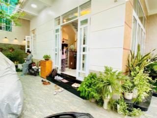 Bán nhà 3 tầng , hẻm nguyễn biểu , đoạn gần đường 2/4 . ( đất 70m2, ngang 8.5m) giá 6.5 tỷ