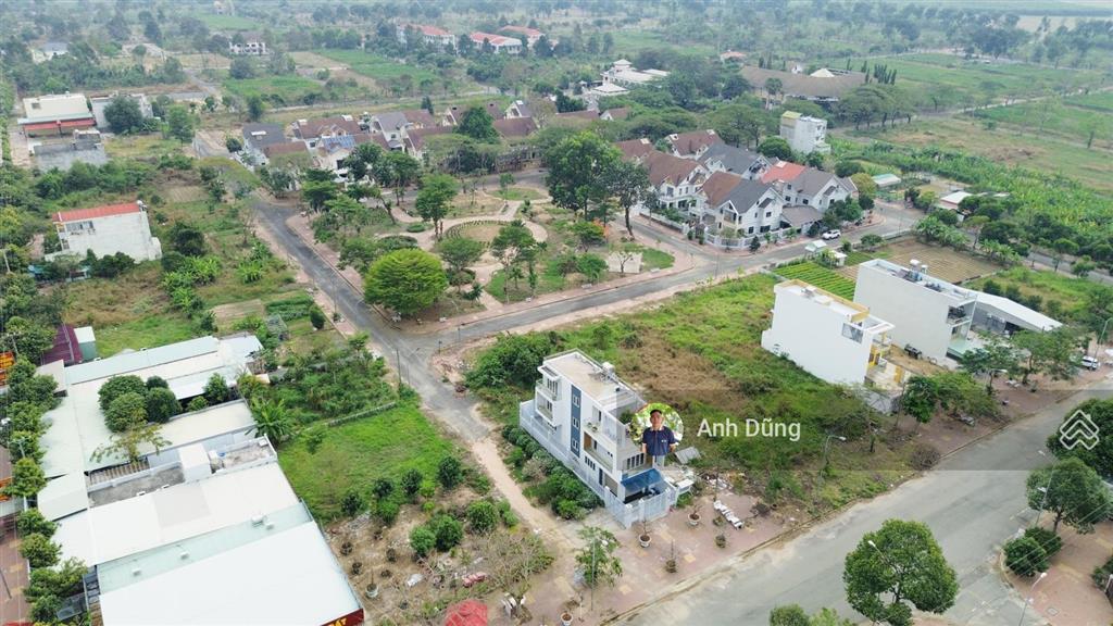 Đất nền tp. mới nhơn trạch giá từ 9 triệu/m2  sổ hồng riêng  đón sóng sân bay long thành