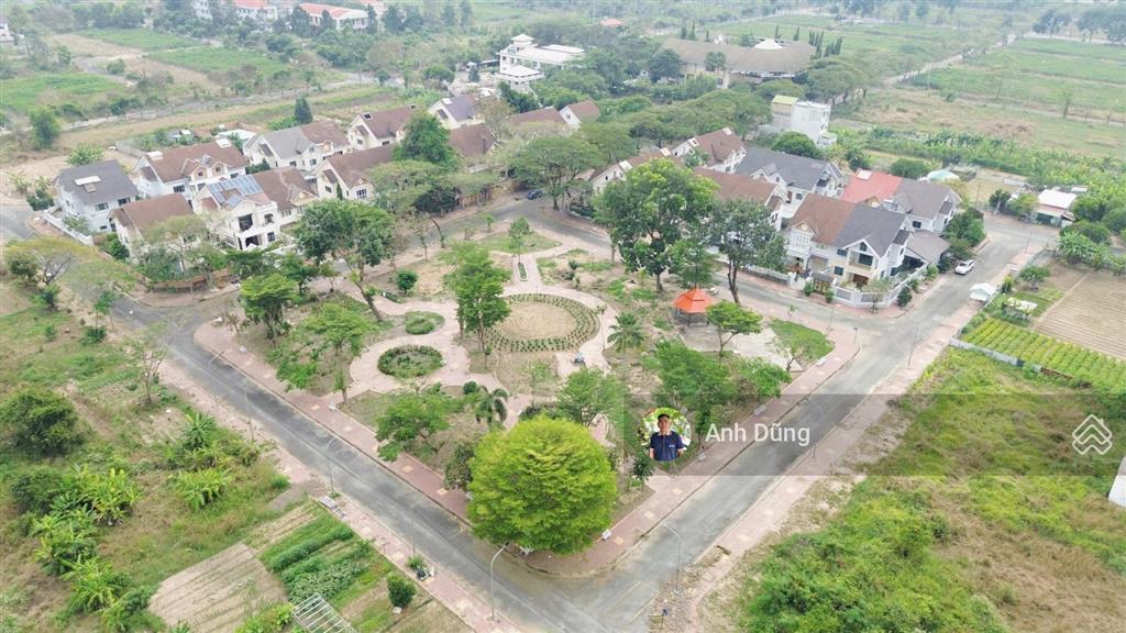 Đất nền tp. mới nhơn trạch giá từ 9 triệu/m2  sổ hồng riêng  đón sóng sân bay long thành