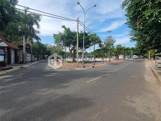 Bán nhà đẹp, ngay chợ phường 9, vị trí đẹp hướng đông nam 79m2 giá 8.9 tỷ