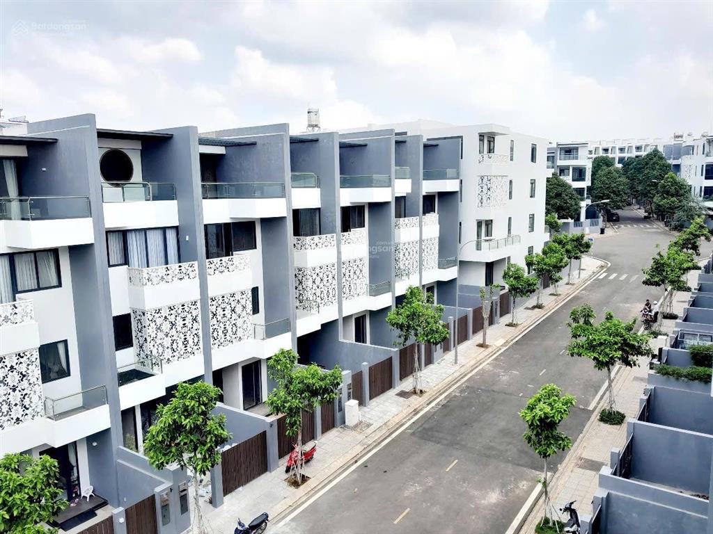 2 căn nhà phố hiếm có đường số 9 thông ra trần nhật duật, dự án trung nguyên