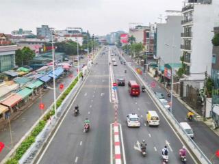 Bán nhà 2 thoáng mặt phố âu cơ  tây hồ, 200m2 x mt 9m. 42.5 tỷ, ô tô tránh, kinh doanh.