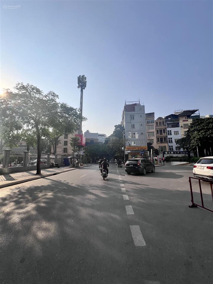 Bán toà văn phòng 2 thoáng mặt phố nguyễn chí thanh  chùa láng, 130m2 x 10t. mt ~7m. 115 tỷ.