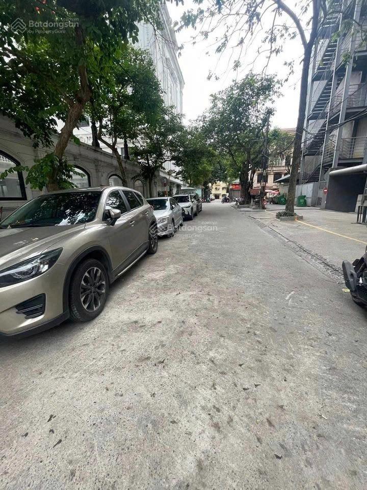 Bán tòa văn phòng phố trần thái tông  dịch vọng hậu, 130m2 x 9t. mt 8m. 89 tỷ, ô tô tránh