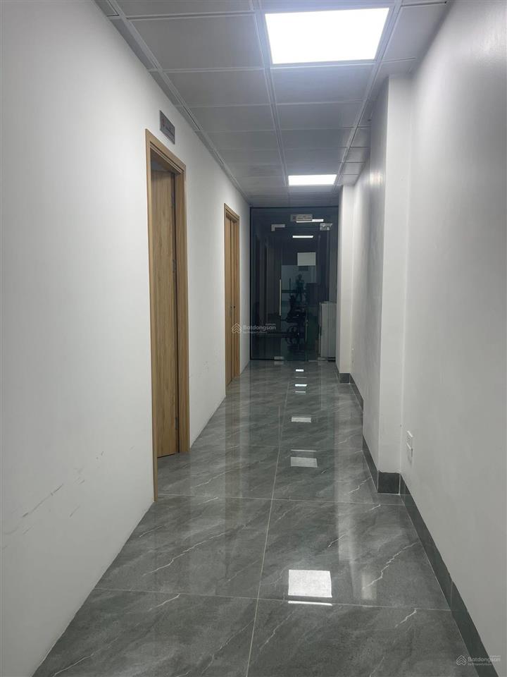 Bán tòa văn phòng phố trần thái tông  dịch vọng hậu, 130m2 x 9t. mt 8m. 89 tỷ, ô tô tránh