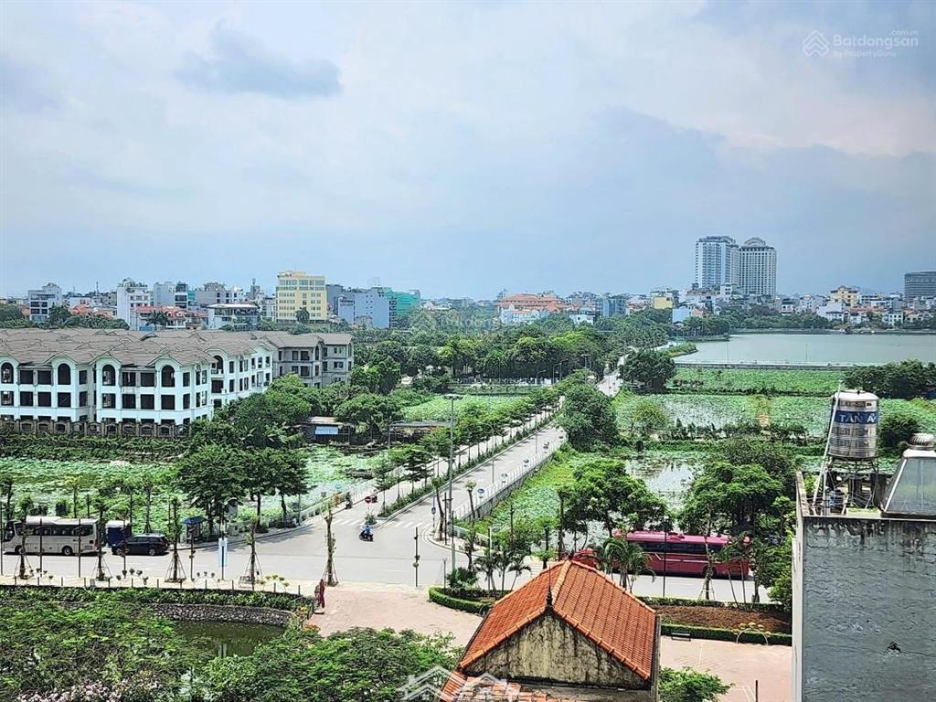 Bán nhà 2 thoáng mặt phố trịnh công sơn  tây hồ, 180m2 x mt 9.2m. 102 tỷ.