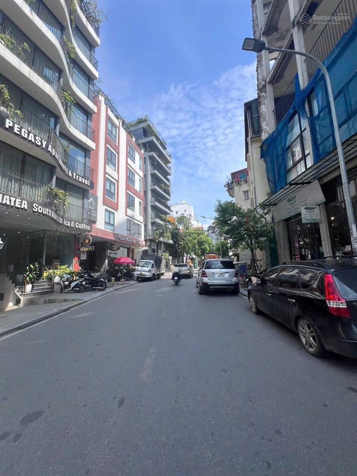 Bán nhà 2 thoáng mặt phố trịnh công sơn  tây hồ, 180m2 x mt 9.2m. 102 tỷ.