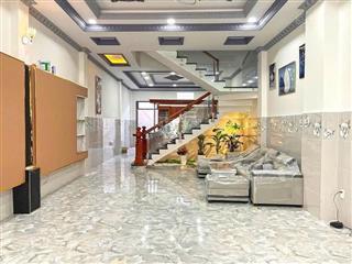 Bán nhà đẹp phường bình thuận, quận 7 giá tốt sổ hồng 125m2, full nội thất