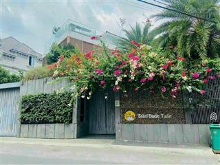 (hiếm có) biệt thự đường trường sơn  ngang khủng (10 x 30m)  4 tấm  khu an ninh yên tĩnh 24/24
