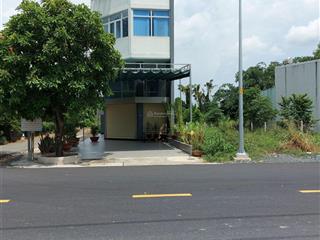 Bán hạ giá 1 tỷ căn nhà lầu góc 2 mặt tiền nguyễn văn khạ, phú hòa đông, củ chi còn 6.5 tỷ