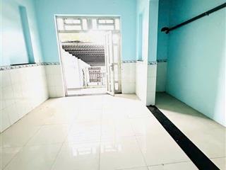 Cần bán đất, tặng nhà mặt tiền 10m có vỉa hè đường trần thị hè, hiệp thành