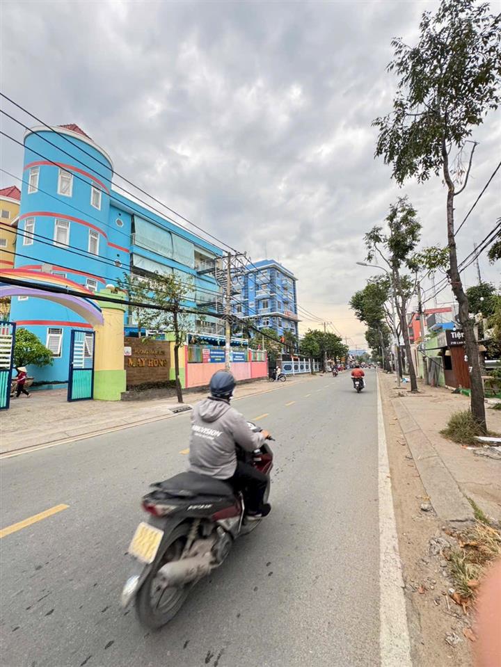 Bán nhà mặt tiền đường linh đông thủ đức