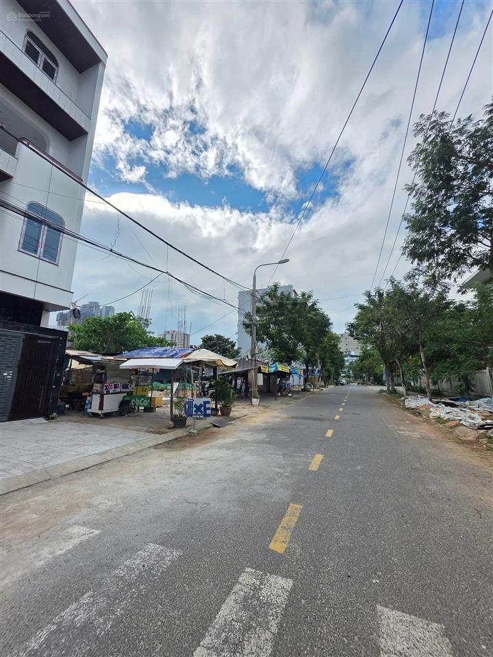 Bán đất mt lê văn quý dt 76m2, đường 7m5 sát phạm văn đồng