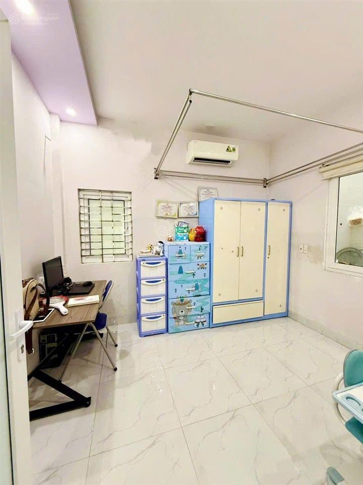 Bán nhà 2 tầng 3pn mt mân quang sát ngô quyền