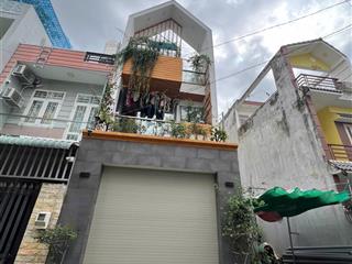 Bán nhà đường liên phường (phú hữu)  3 tầng  50m2  hoàn công đủ  hxh  shr