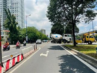 Bán nhà mặt tiền xa lộ hà nội (cạnh ga metro)  147m2  ngang 14m  không qh  không lộ giới  shr