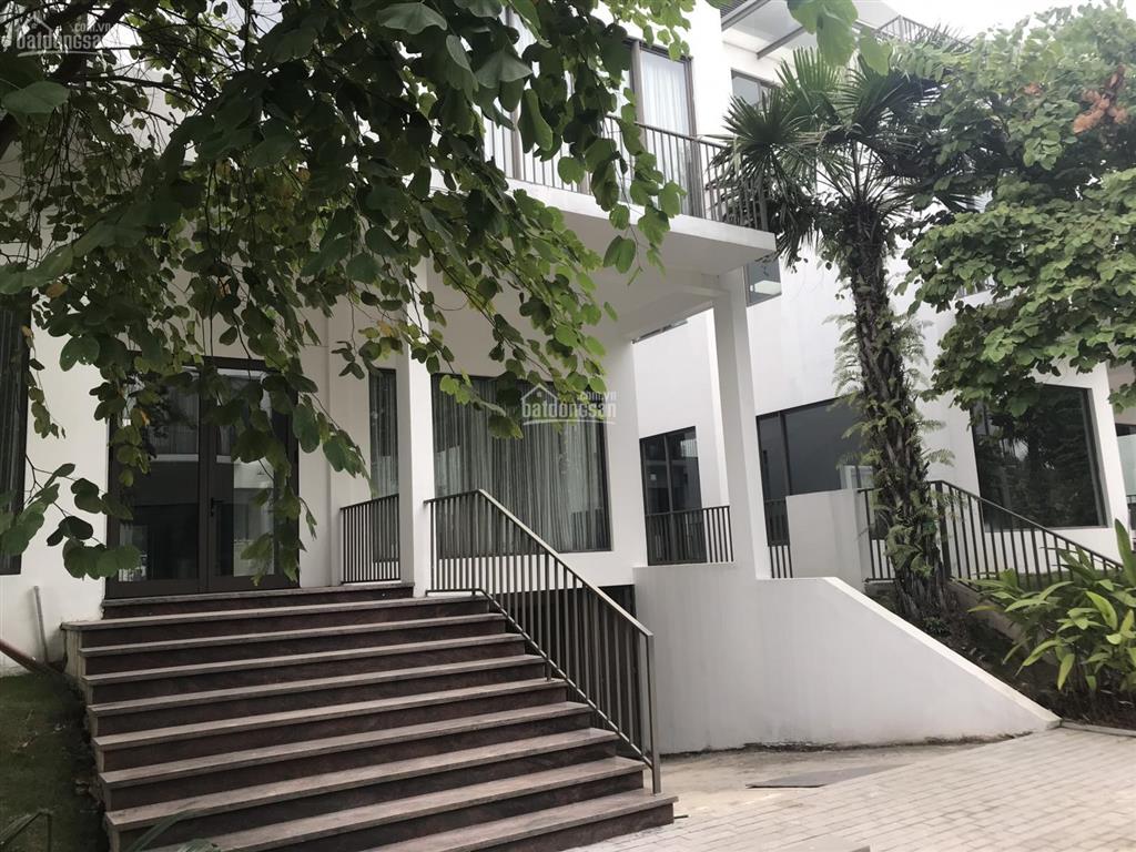 Cần bán gấp căn biệt thự khai sơn 320 m2 vị trí đẹp giá tốt 300tr/m2  0965 855 ***