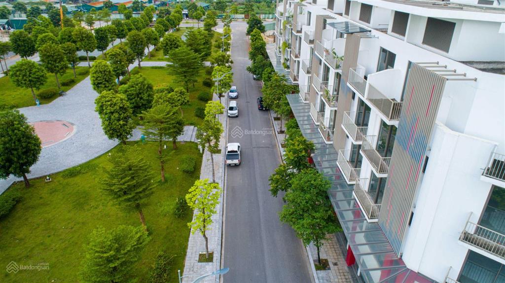 Cho thuê liền kề nhà phố khai sơn long biên làm vp, công ty, vị trí đẹp ô tô đỗ cửa, 0965 855 ***.