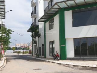 Cần chuyển nhượng gấp lk khai sơn căn góc 3 mặt thoáng view hồ dt 103m2 kd, vp,  0965 855 ***