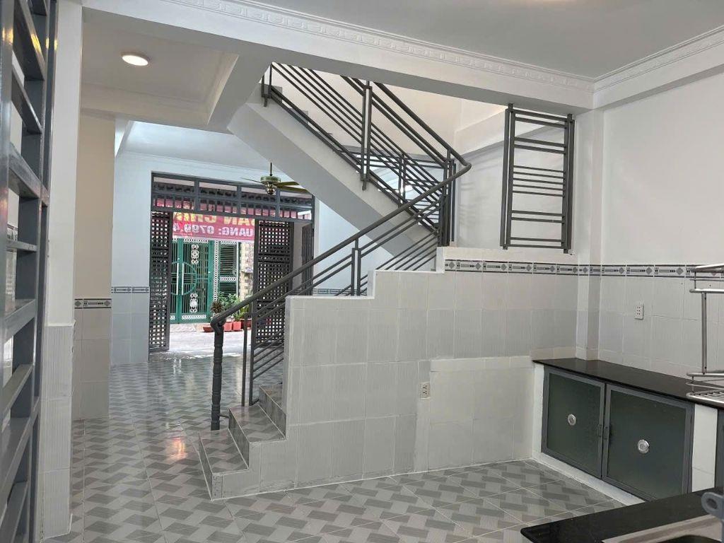 Hxh Phú Thọ Hòa 58m2 ngang 5m, 3 tầng, 4PN, chỉ 8.2 tỷ, nhà mới ở ngay 