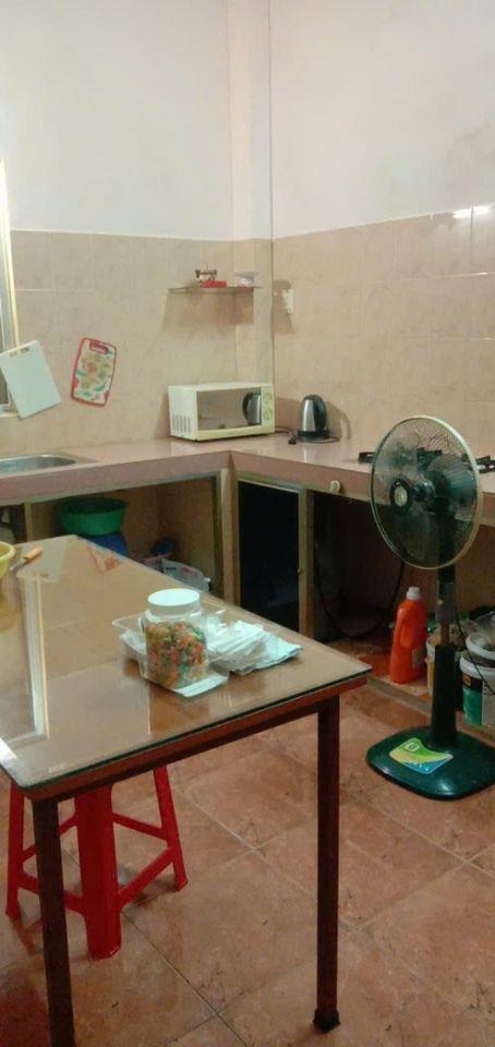 Hxh 8m thông Lạc Long Quân, 70m2, 4.54×14.54, 3 tầng, chỉ 11.4 tỷ TL, vị trí cực đẹp