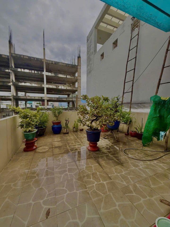 Mặt tiền kinh doanh Đoàn Hồng Phước, 122m2, 4x30m, 3 tầng, 7PN, Giá 11.8 tỷ