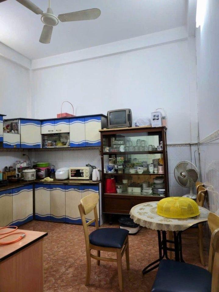 Nhà hẻm 6m thông Thạch Lam, 60m2, 4x15m, 3PN, Chỉ 7.5 tỷ, Tiện ở ngay