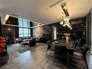 Bán căn 3pn  2wc 142m2 tòa the nine, phạm văn đồng, trục 10 hiếm, lô góc 3 thoáng, ban công dài.