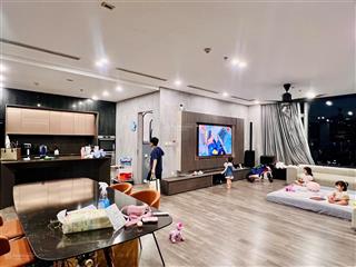 Bán căn 3pn  2wc 142m2 tòa the nine, phạm văn đồng, hiếm, lô góc 3 thoáng, ban công dài, giá 17tỷ