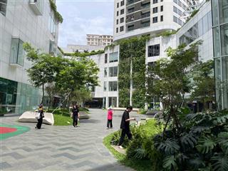 Bán căn 3pn  2wc 131m2 dự án indochina plaza, 239 xuân thủy, full nội thất, slot ôtô riêng,từ 14tỷ