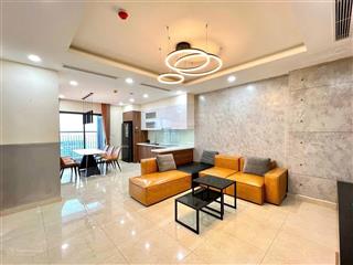 Bán căn 2pn2wc 85m2 dự án golden park, 2 phạm văn bạch, tầng cao, bc đông nam, thiết kế vuông vắn.