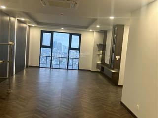 Bán chcc 157m2 3pn3wc tòa hà nội paragon, cầu giấy, hiếm, tầng trung hướng đông nam, siêu đẹp.