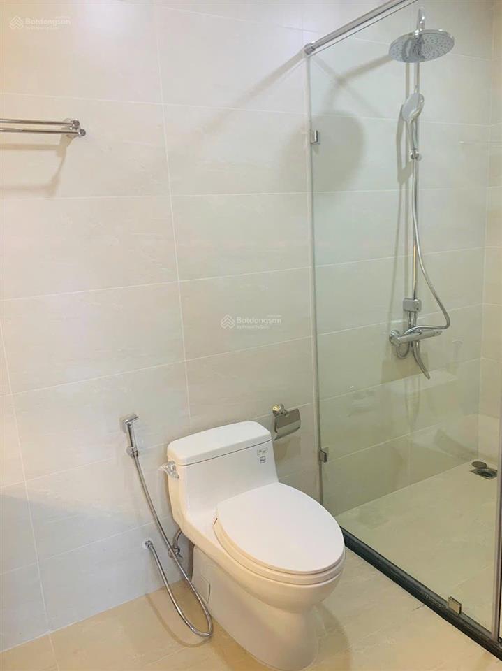 Bán ch 3pn2wc 106m2 tòa golden park, phạm văn bạch, cv cầu giấy, căn góc full nội thất, bc đông nam
