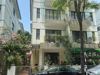 Chính chủ cần bán nhanh căn biệt thự song lập 154m2 tại vinhomes thăng long vị trí đẹp, thoáng