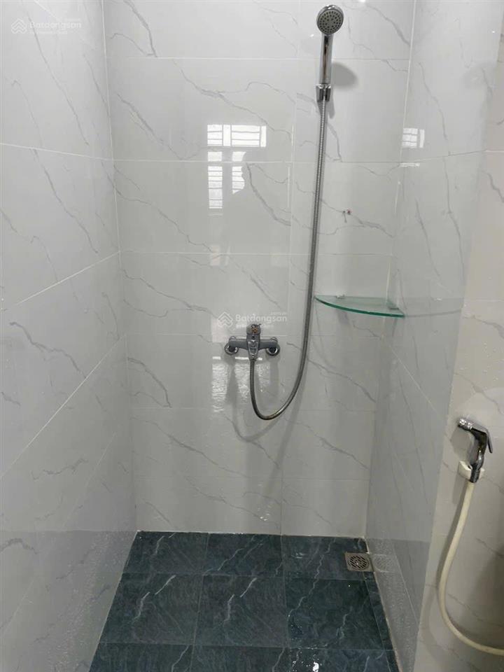 Chính chủ cần cho thuê căn 2pn, 2wc ban công hướng đông nam đẹp, thoáng mát tại an khánh, hn.