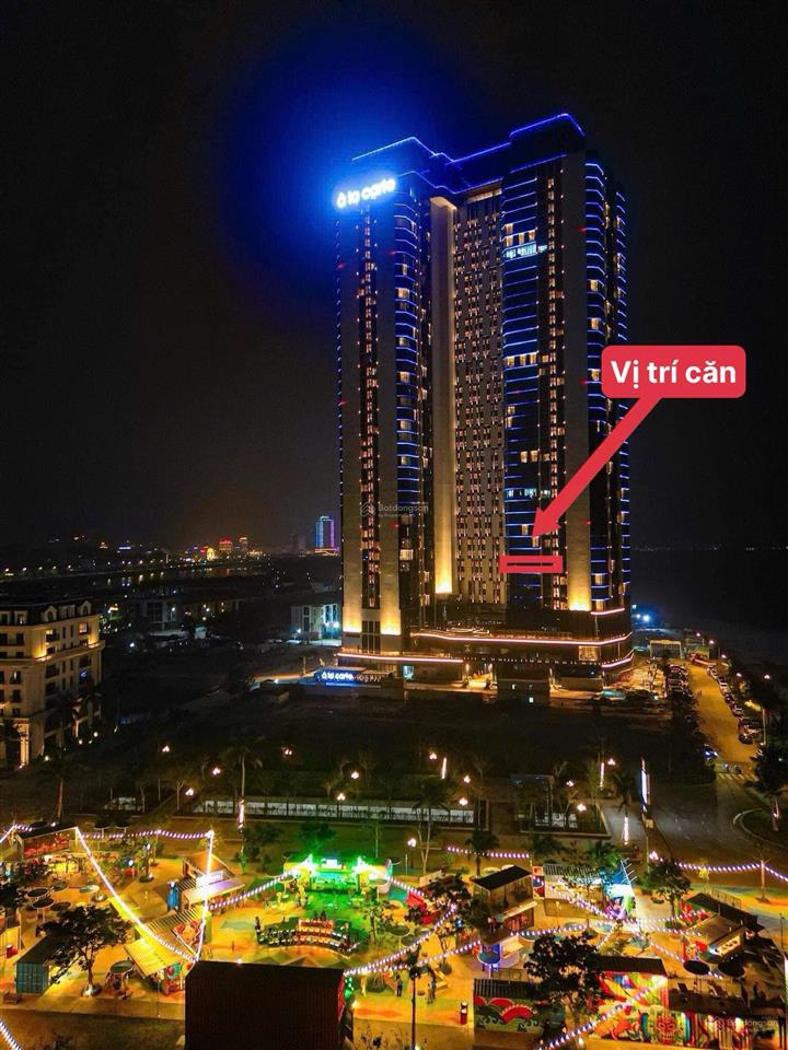 Bán căn hộ 2pn view biển nhìn quảng trường nhạc nước, tầng trung, full đồ dự án alacarte hạ long