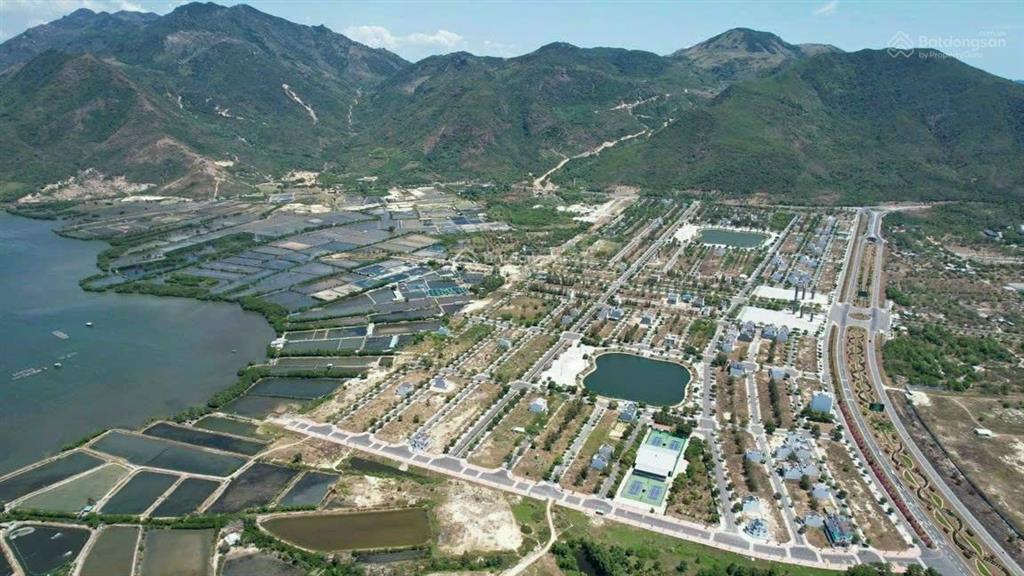 Duy nhất nền đường 26m, lô có hđmb golden bay 1 giá 31tr/m2.  0932 763 ***