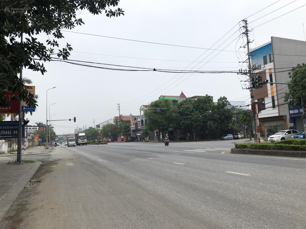 Mặt phố trần hưng đạo, con phố của các hãng xe lớn, dt 88 m2, mt 5m, giá 6 tỷ.