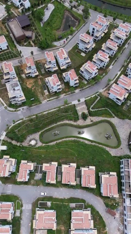 Biệt thự 329m2 view hồ đẹp nhất legacy hill, giá 9.6tỷ