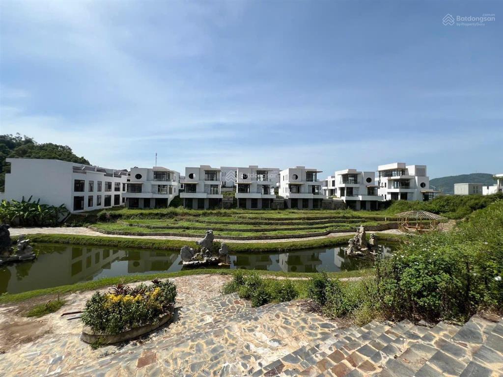 Biệt thự 329m2 view hồ đẹp nhất legacy hill, giá 9.6tỷ