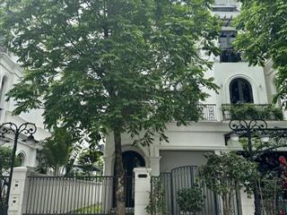 Cần bán gấp biệt thự song lập sao biển ngay sát biển hồ nước mặn 6,1ha tại vinhomes ocean park