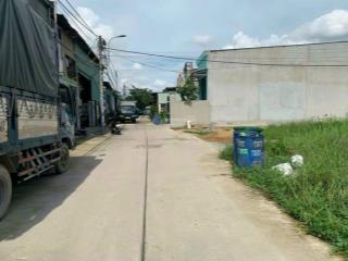 850 triệu  đất hocmon  shr gần chợ, ql22  xây nhà ở ngay, cho thuê dòng tiền 6tr/tháng