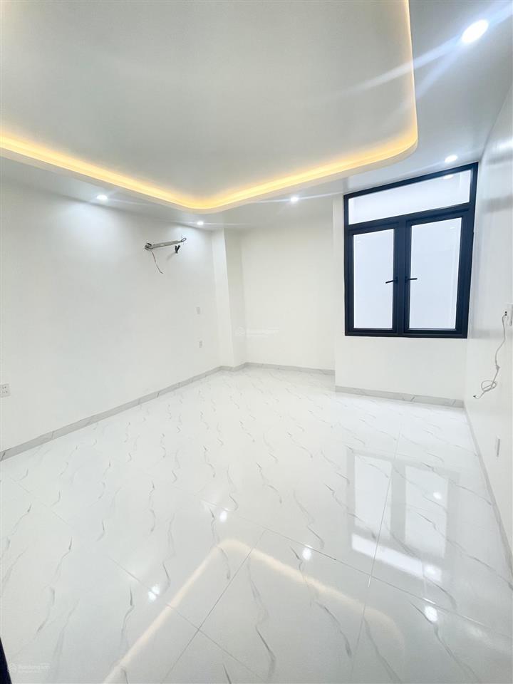 Chỉ 2 tỷ sở hữu được căn nhà 4 tầng him lam hùng vương.  0357 864 ***