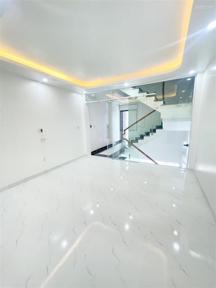 Chỉ 2 tỷ sở hữu được căn nhà 4 tầng him lam hùng vương.  0357 864 ***