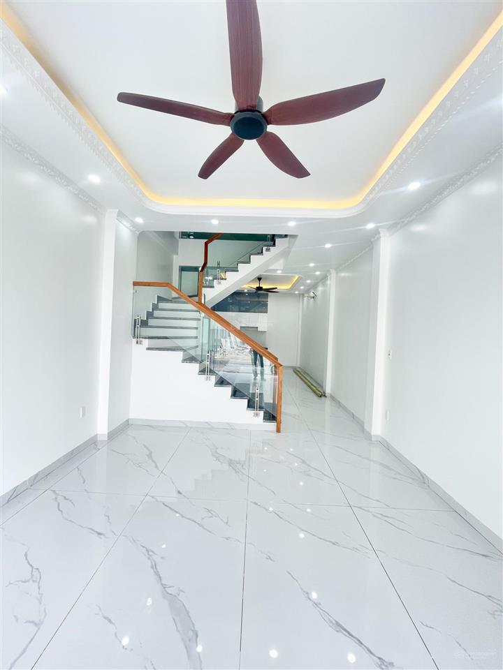 Chỉ 2 tỷ sở hữu được căn nhà 4 tầng him lam hùng vương.  0357 864 ***