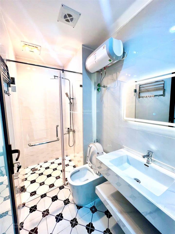 Bán chuyển nhượng  căn nhà 50m2 đã có sổ đỏ dự án him lam hùng vương hp.  e nguyên 0357 864 ***
