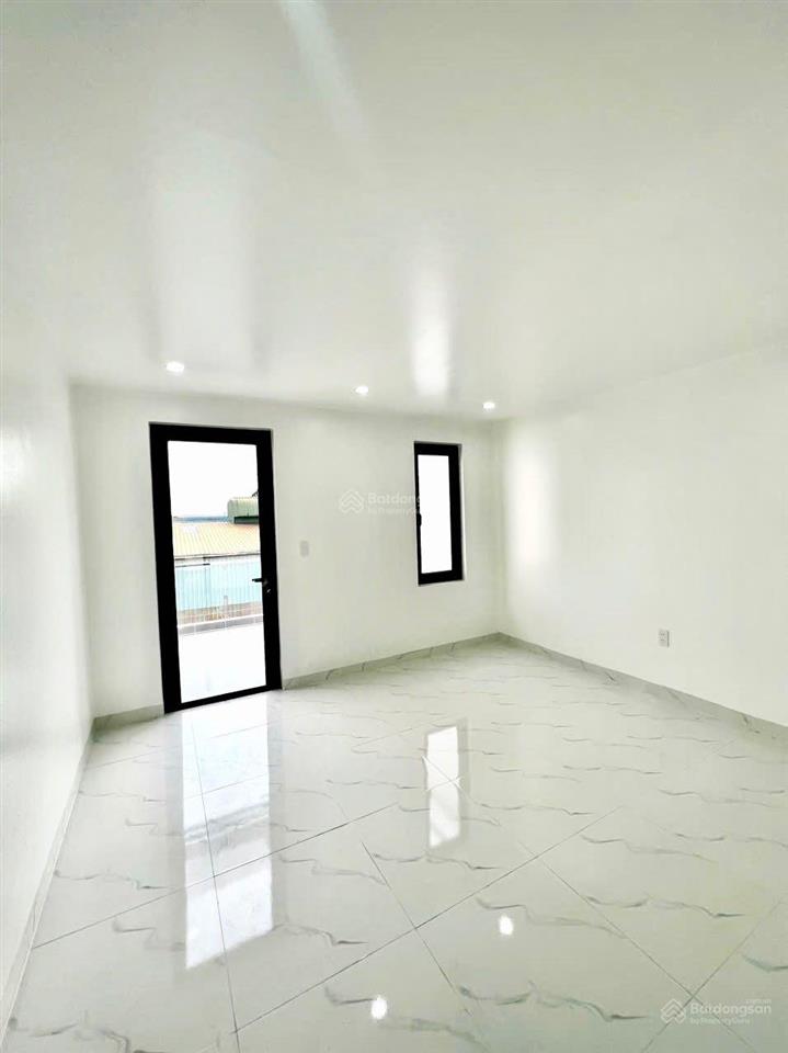Bán chuyển nhượng  căn nhà 50m2 đã có sổ đỏ dự án him lam hùng vương hp.  e nguyên 0357 864 ***